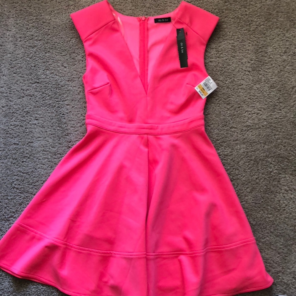 Scuba dress NWT neon pink no flaws